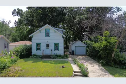 904 14th Avenue NE, Austin, MN 55912 - Photo 1