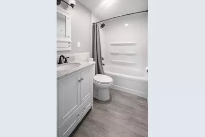 904 14th Avenue NE, Austin, MN 55912 - Photo 6