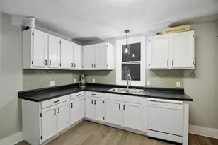 904 14th Ave NE, Austin, MN 55912 - Photo 8