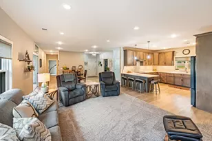 305 Harrison St, Welcome, MN 56181 - Photo 20