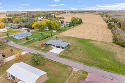 305 Harrison Street, Welcome, MN 56181 - Photo 10