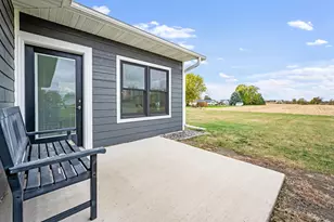 305 Harrison St, Welcome, MN 56181 - Photo 8