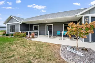 305 Harrison St, Welcome, MN 56181 - Photo 4