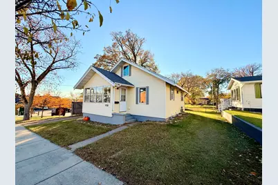 1332 Lake Avenue, Detroit Lakes, MN 56501 - Photo 1