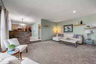 4444 Victoria St N, Shoreview, MN 55126 - Photo 18