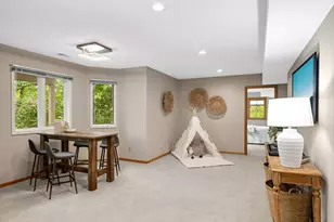 15395 Highland Bluff, Minnetonka, MN 55345 - Photo 30