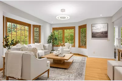 15395 Highland Bluff, Minnetonka, MN 55345 - Photo 4