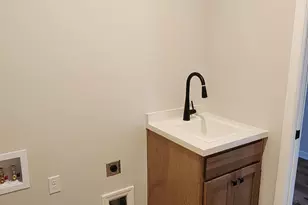 8018 Walnut Ln, Corcoran, MN 55340 - Photo 8