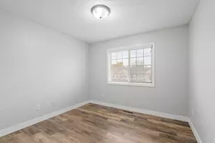 4611 Blaine Ave, Inver Grove Heights, MN 55076 - Photo 16