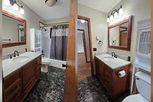 424 E 2nd St, Litchfield, MN 55355 - Photo 14