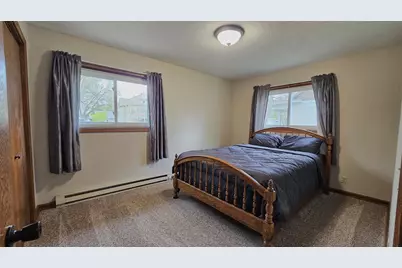 424 E 2nd Street, Litchfield, MN 55355 - Photo 12