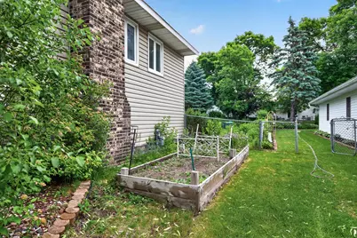 7599 Iverson Avenue S, Cottage Grove, MN 55016 - Photo 26