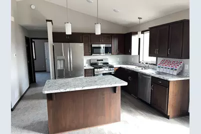 1806 Oak Pond Drive NW, Sauk Rapids, MN 56379 - Photo 2