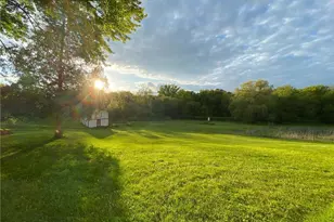 25480 Smithtown Rd, Shorewood, MN 55331 - Photo 16