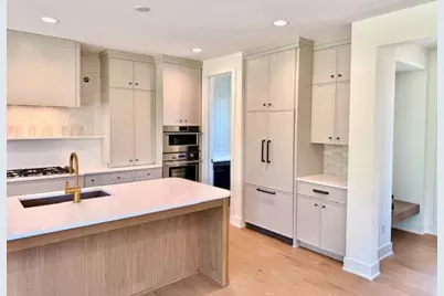 25480 Smithtown Road, Shorewood, MN 55331 - Photo 8