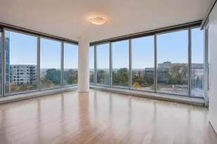 8161 33rd Ave S, Bloomington, MN 55425 - Photo 2