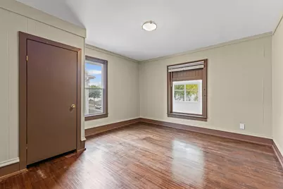 811 Queen Avenue N, Minneapolis, MN 55411 - Photo 22