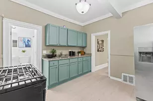 811 Queen Ave N, Minneapolis, MN 55411 - Photo 14