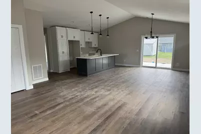 7255 Hawthorne Court, North Branch, MN 55056 - Photo 14