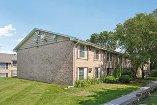 930 Westbrooke Way, Hopkins, MN 55343 - Photo 4