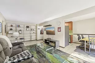 930 Westbrooke Way, Hopkins, MN 55343 - Photo 2