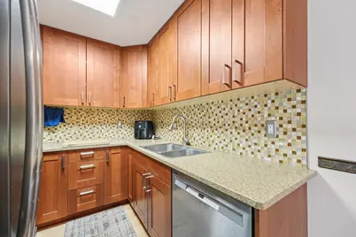 930 Westbrooke Way #4, Hopkins, MN 55343 - Photo 22