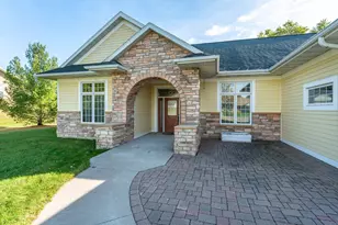 825 5th St SE, Pelican Rapids, MN 56572 - Photo 2