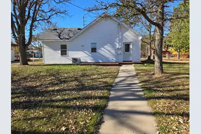 300 Central Avenue S, Park Rapids, MN 56470 - Photo 2