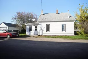 213 Partridge Ave S, Glyndon, MN 56547 - Photo 2