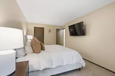 3640 Independence Avenue S #61, Saint Louis Park, MN 55426 - Photo 12