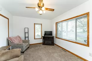 405 1st St NW, Hayfield, MN 55940 - Photo 4