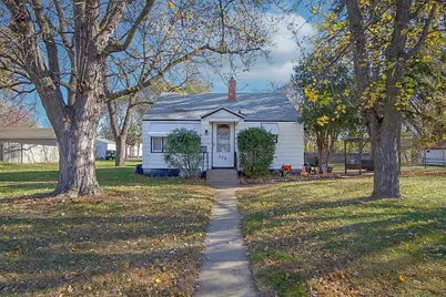 226 32nd Avenue N, Saint Cloud, MN 56303 - Photo 1