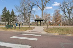 1 4th Ave N, Minneapolis, MN 55401 - Photo 36