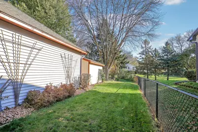 9132 Kirkwood Lane N, Maple Grove, MN 55369 - Photo 58