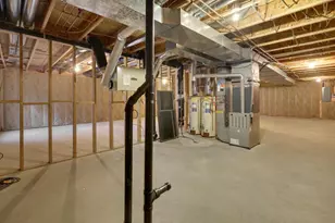 9032 McGuffey Rd, Eden Prairie, MN 55347 - Photo 32