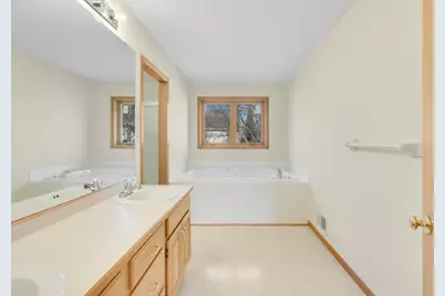 9032 McGuffey Road, Eden Prairie, MN 55347 - Photo 18