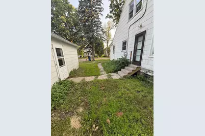 523 E 11th Street, Gibbon, MN 55335 - Photo 6