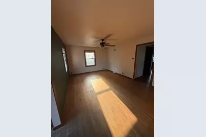 523 E 11th Street, Gibbon, MN 55335 - Photo 8