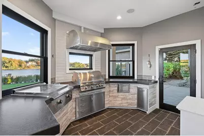 525 Smithtown Court, Excelsior, MN 55331 - Photo 96