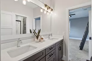 525 Smithtown Ct, Excelsior, MN 55331 - Photo 78