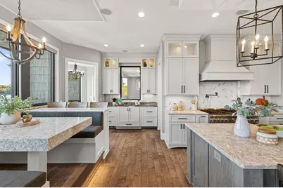 525 Smithtown Court, Excelsior, MN 55331 - Photo 32