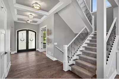 525 Smithtown Court, Excelsior, MN 55331 - Photo 12