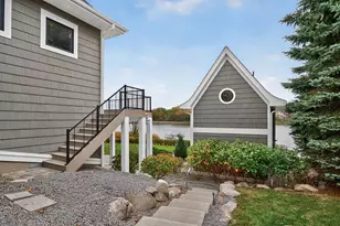 525 Smithtown Ct, Excelsior, MN 55331 - Photo 116