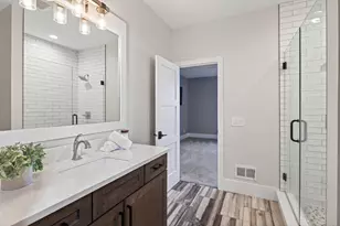 525 Smithtown Ct, Excelsior, MN 55331 - Photo 68