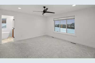 1870 Hadley Hills Drive NE, Rochester, MN 55906 - Photo 36