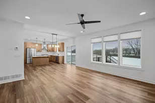 1870 Hadley Hills Dr NE, Rochester, MN 55906 - Photo 16