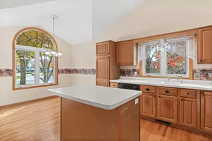 13973 Falcon Ave, Apple Valley, MN 55124 - Photo 10