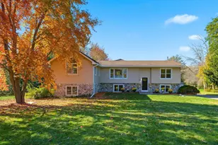 2087 S Lakeshore Dr, Independence, MN 55359 - Photo 1