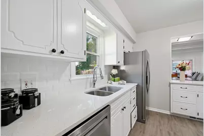 6322 50th Avenue N, Crystal, MN 55428 - Photo 4