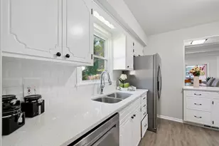 6322 50th Ave N, Crystal, MN 55428 - Photo 4